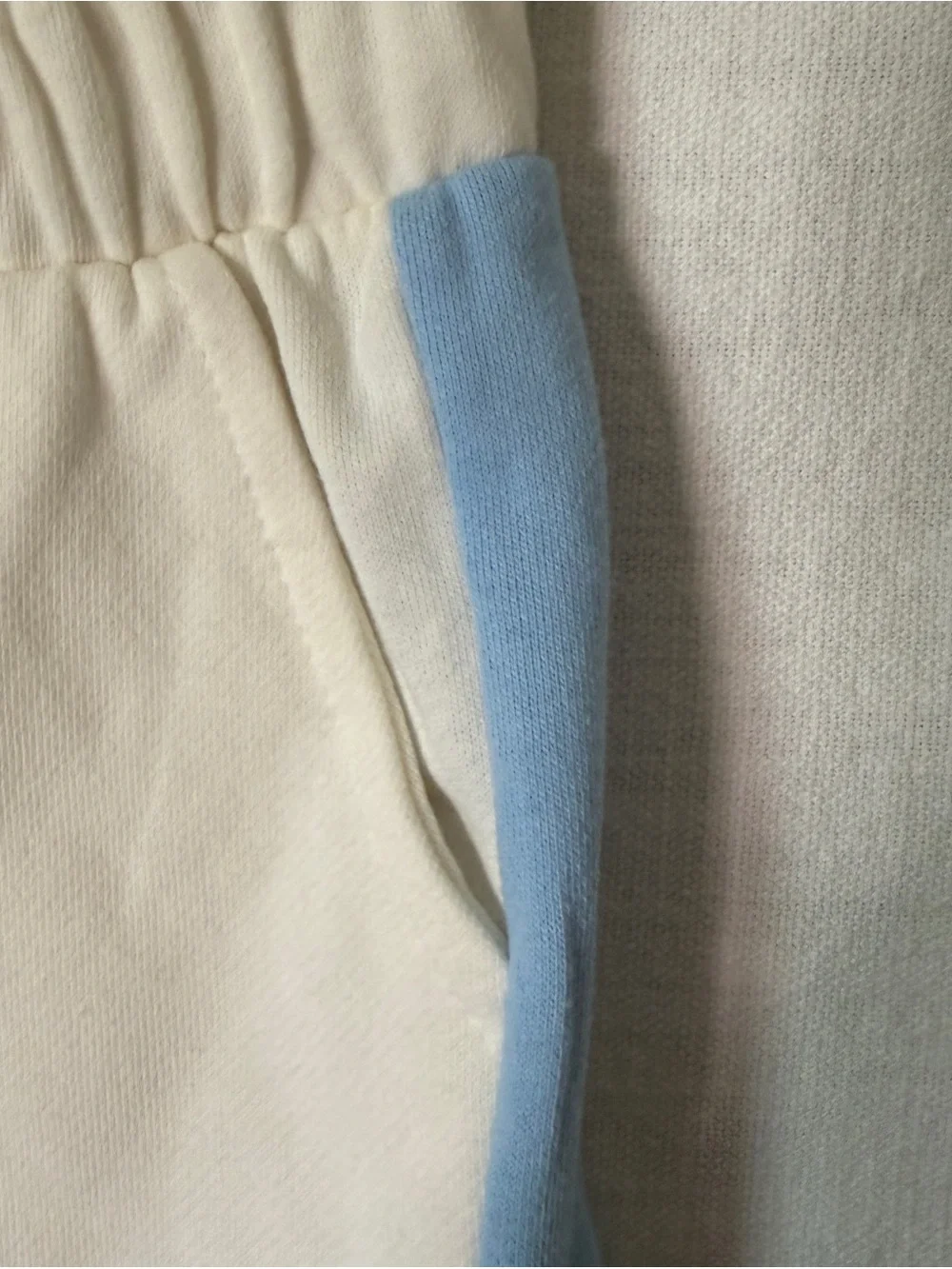 Bluey Kids Two-Piece Shorts Set - Light Blue & White
